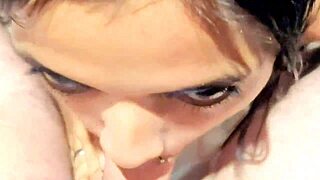 i love licking that petite 18+ blonde's pussy