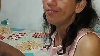 कल रात मेरी शादीशुदा पड़ोसी के साथ टेस्टी टाइम बीता, उसका ज्यूसी सीक्रेट