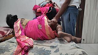 Xxx indian desi bhabhi pussy fuck by husband hindi audio 😍