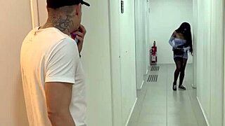 Neighbor gives me her wet pussy