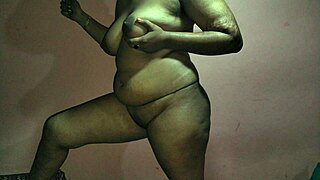 India Desi Girl Enjoys Fast Time Fucking with Huge Tits in Homemade Video