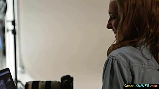 does the sexy teen model screw the photographer?