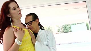 Redhead cocklover gets bold quickie fucking, her wet pussy loving amateur cock.