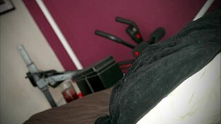 Blondbunny8 indulges in public clit masturbation in her car