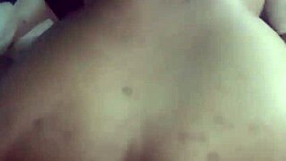 Bangladeshi girlfriend and boyfriend in fresh sex clip