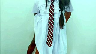 स्कूल बाद अकेले में कपल की जोरदार चुदाई!