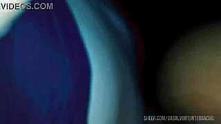 Comedor gozou e continuou metendo na minha esposa putinha no glory hole corno filmou tudo