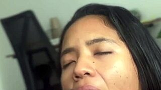 amateur couple in deep blowjob session