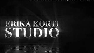 I love this wet gangbang with Holy Wood and Akina Asmus