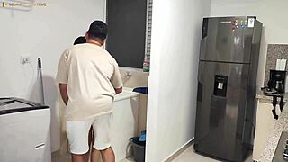 मैंने अपनी बीवी की ट्विन को सोचकर चोदा, क्या surprise था