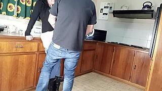 She Gets On Her Knees In Vegas For A Sloppy Blowjob And Ass Shaking.