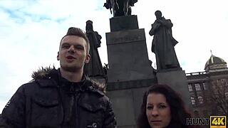 Hunt4k die vollbusige brunette jocelyne z l�sst sich ihre rasierte fotze gegen geld ficken