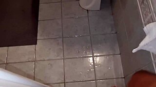 Amica's Shower Drives My Cock Wild with Moans and Strokes