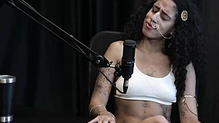 Bibi hourani likes cock entering and charges for patience in public