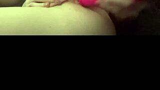 हॉर्नी ब्रिटिश स्लट वाइल्ड गर्लफ्रेंड एक्सपीरियंस पीओवी देती है।