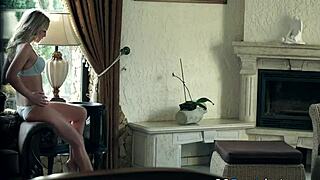 Horny Babe Gets Footjob, Handjob, And Oral Before Hardcore Fucking 😈