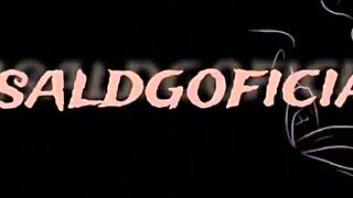 esposa hotwife fez chamada de vídeo para o corno e deu para os dois vizinhos para o corninho ver