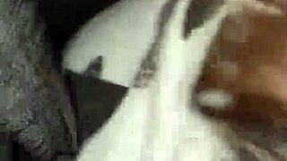 rico arrimón with groping and touching