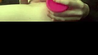 हॉर्नी ब्रिटिश स्लट वाइल्ड गर्लफ्रेंड एक्सपीरियंस पीओवी देती है।