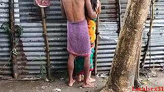 Raini Time Bengali Boudi Hardcore Outdoor Sex Video