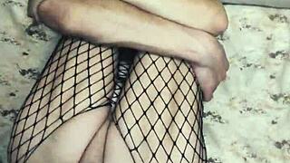 Milf wife fucks husbands friend 😏