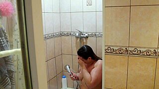 Watch The Chubby Milf Wash And Shave Her Big Pussy In The Shower