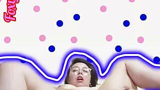 muevo el culo como una perra