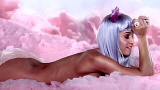 Is Katy Perry Really Barefoot and Naked in This Clip?