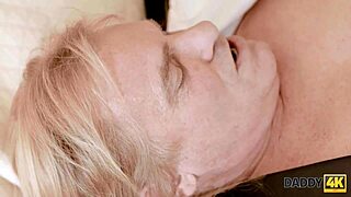 daddy4k luomo astuto seduce la sposa carina del figlio prima della cerimonia di matrimonio