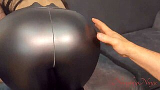 सौतेली बहन को सबक सिखाया! फिशनेट्स में डॉगी चुदाई!