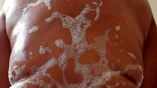 stayrichgirl bath time update 3 😊