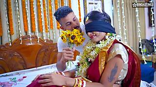 स्टेपसिस्टर ह्यूज लंड अपनी गैंड में लेती है!