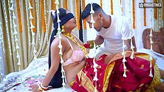 स्टेपसिस्टर ह्यूज लंड अपनी गैंड में लेती है!