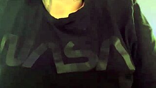 at the gym, got so hot i stripped to my bra, pussy sweating, feeling it?