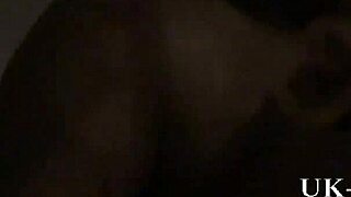 Andreas flashes her mature BBW body in downtown Birmingham 😏