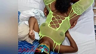 Is this puta cumming hard from oral pleasure?