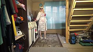 striptease of a juicy milf in beautiful lingerie and stockings