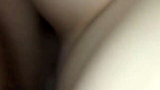 Amateur couple secretly fucks and he creampies her pussy during recording