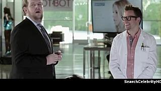 चस्ती बालेस्टरस की हॉट बॉडी टीज़