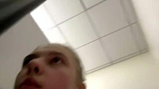 Amateur 18-19 yo with big tits masturbates to extreme squirting outdoors at the gym