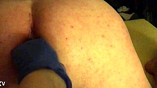 amateur trying prostate fingering for the first time 😳