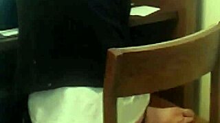 why do lesbians love smelly feet in this fetish scene?