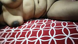 Indian College Girl Showers Before Hotel Sex