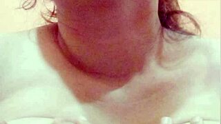 Aurora Estelar Shows Huge Tits For Huntr666