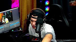 I, Bi Mejia, put my tits out and asked Ruan to squeeze them good, I got all wet and moaning horny - pupum in the barraco