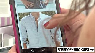 Food delivery turns into emotional step-siblings banging with cumshot