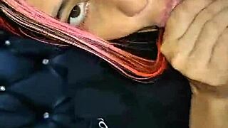 madrastra atrapada debajo del sofá el hijastro recibe un rapidito y caliente creampie casero real