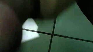 Punhetinha Pra Aliviar Gostoso!