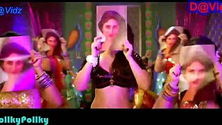 Kareena's hottest navel show 😍