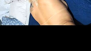 comprei uma cama king e inaugurei com minha amiga blonde, levamos gozada na boca do marido